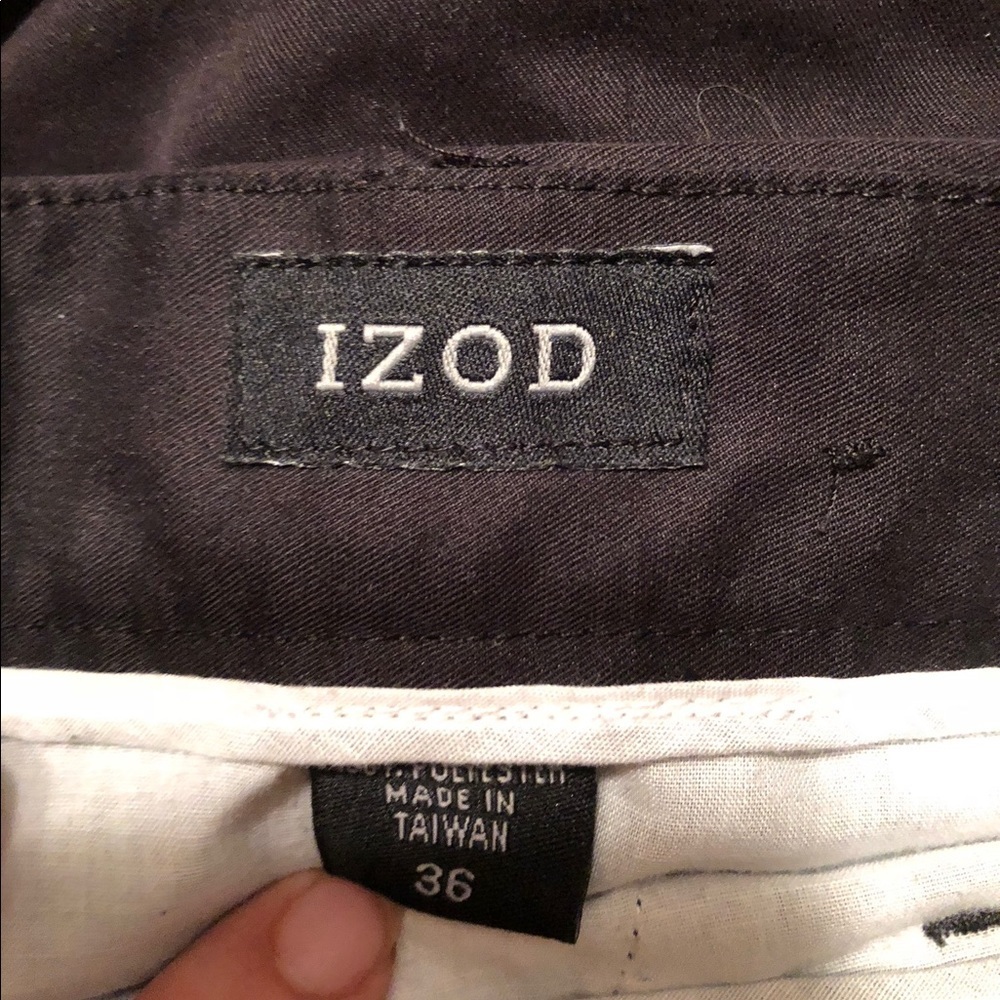 Men's Izod microfiber shorts in EUC - Picture 2 of 4